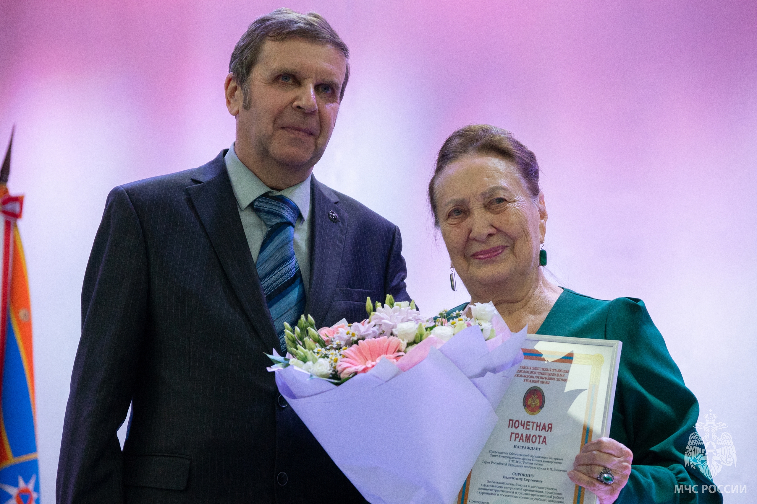 Вспомним службу и друзей!